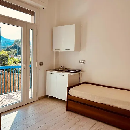 La Rosa Bianca Апартаменты Специя